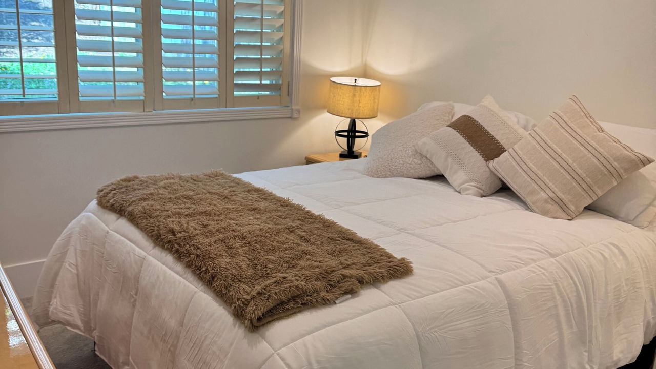 Photo of Bedroom in Lynn Valley