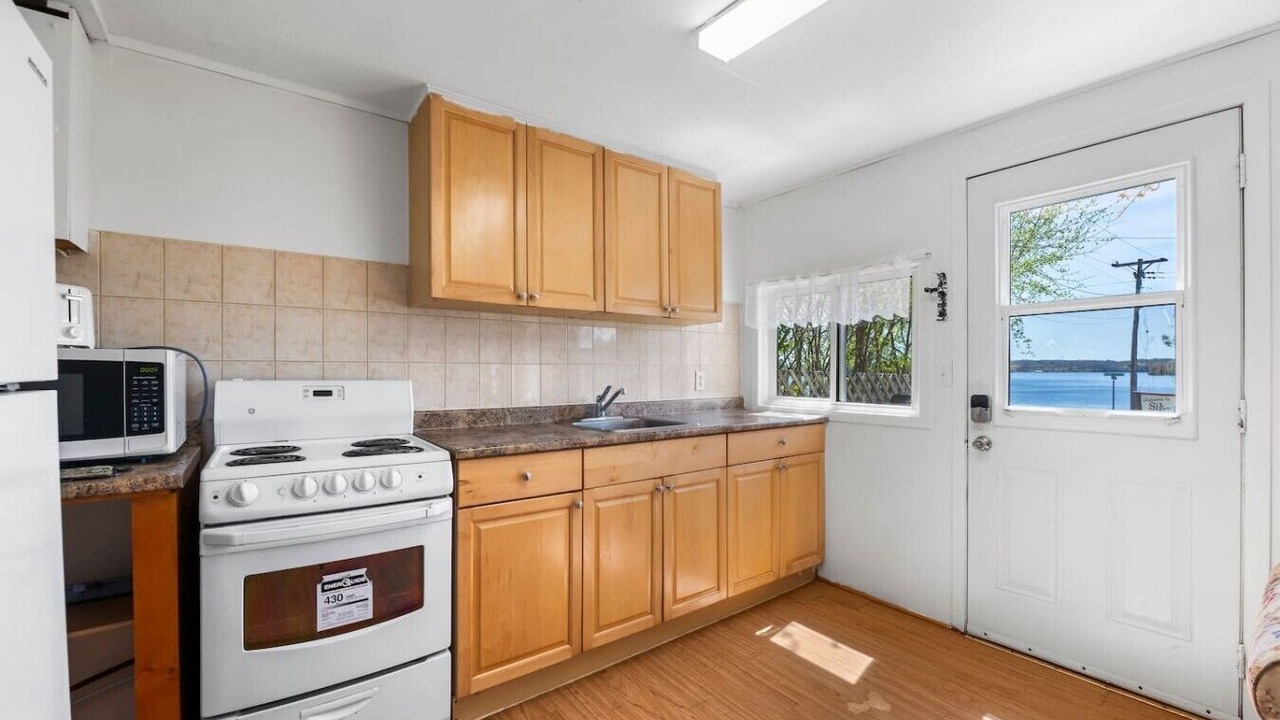 Photo of Kitchen in Otonabee-South Monaghan