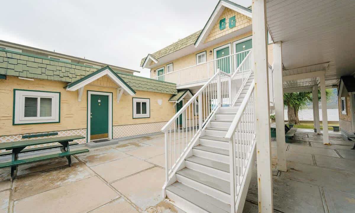 Photo of Patio Balcony in Osoyoos