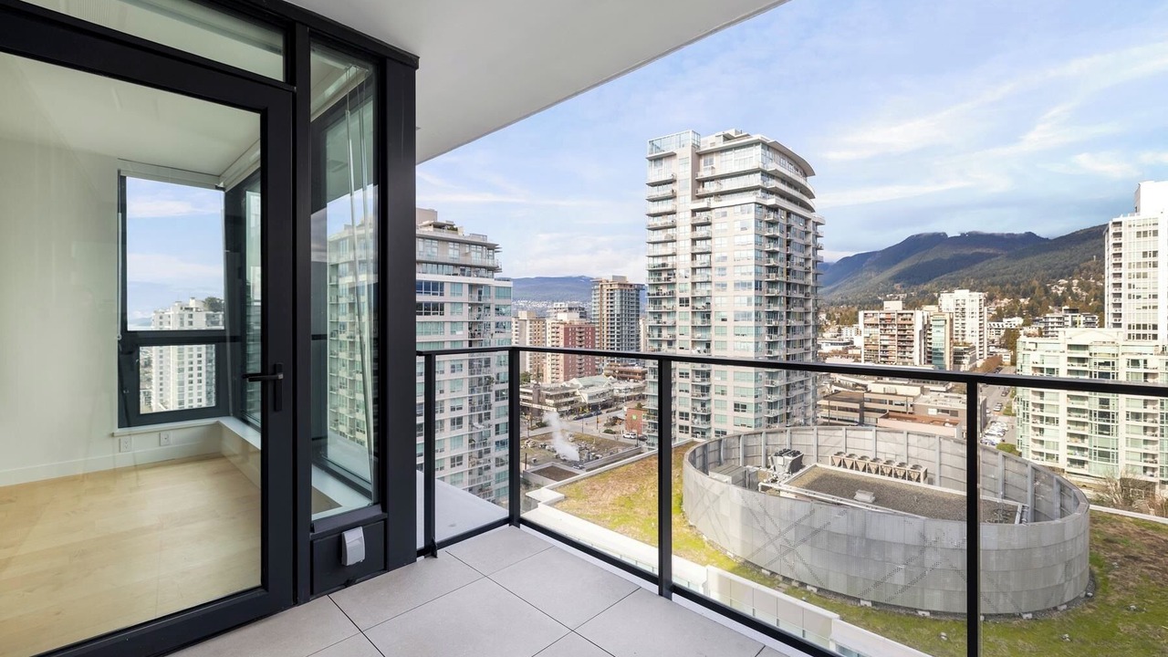 Photo of Outdoor in Central Lonsdale
