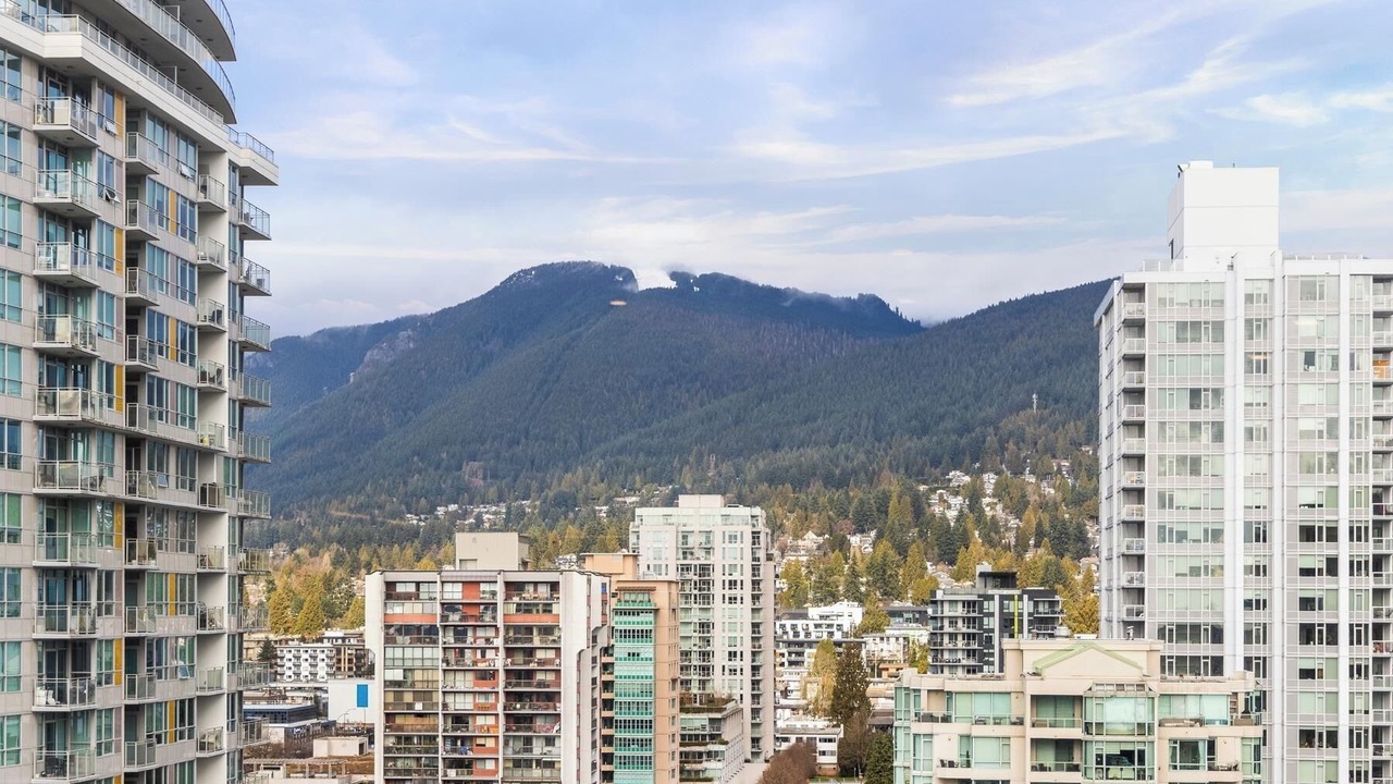 Photo of Outdoor in Central Lonsdale