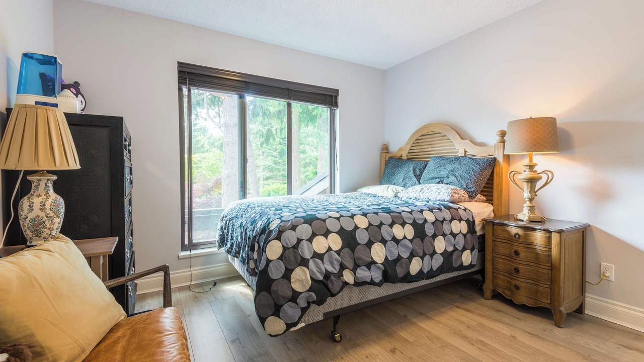 Photo of Bedroom in Crescent Beach