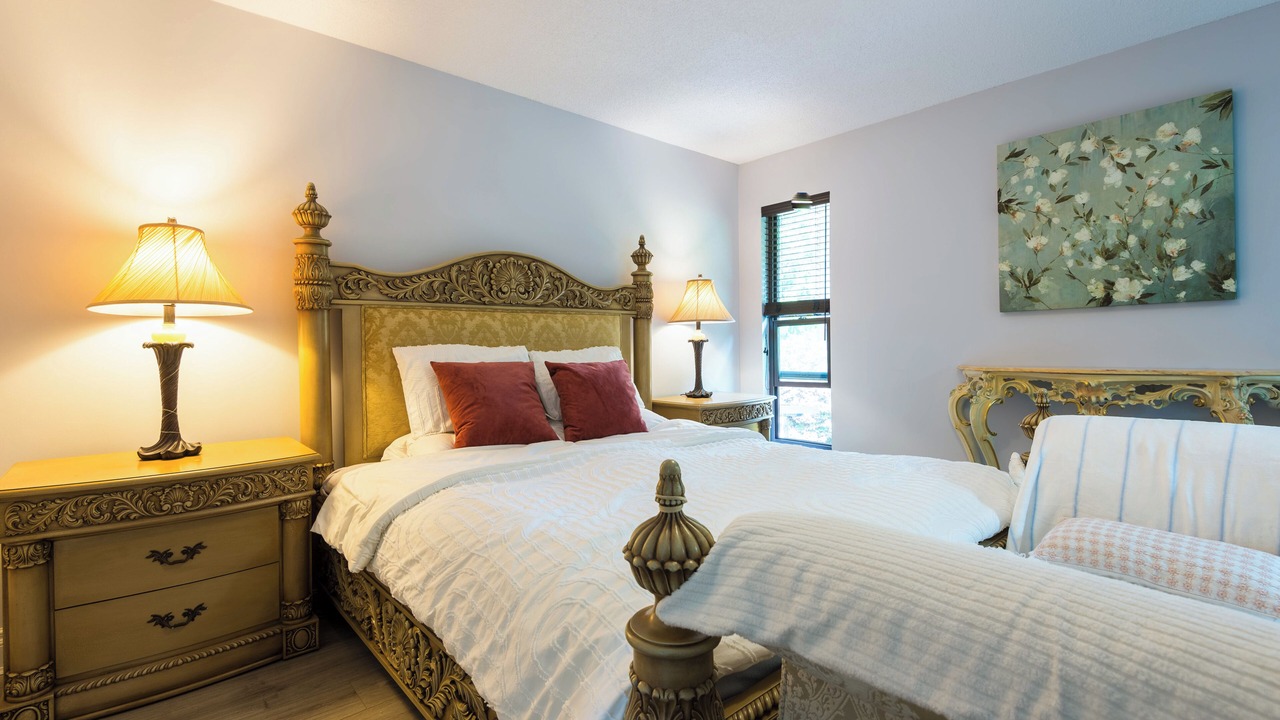 Photo of Bedroom in Crescent Beach