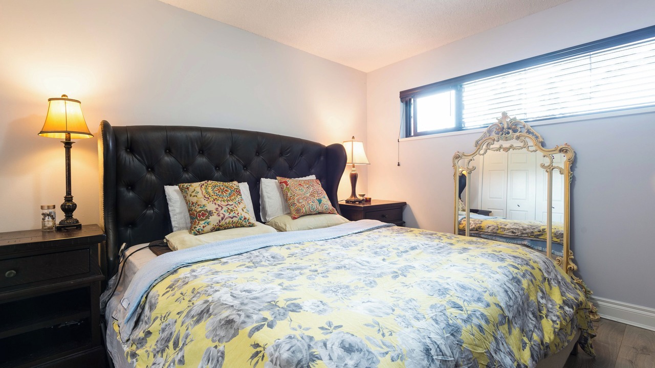 Photo of Bedroom in Crescent Beach
