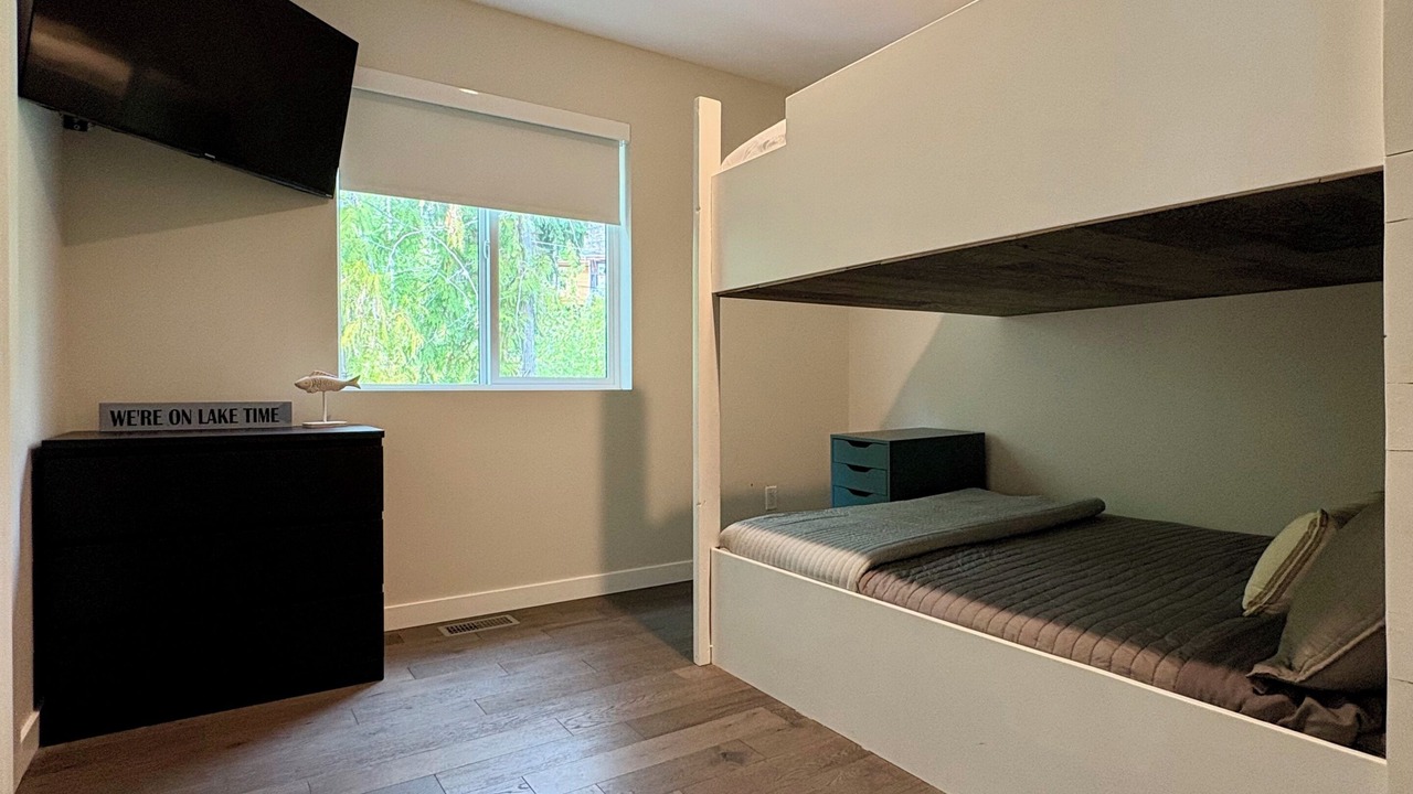 Photo of Bedroom in Anglemont