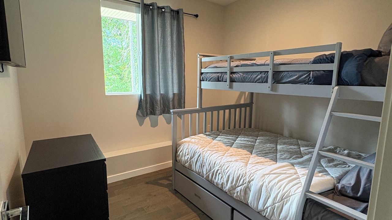 Photo of Bedroom in Anglemont