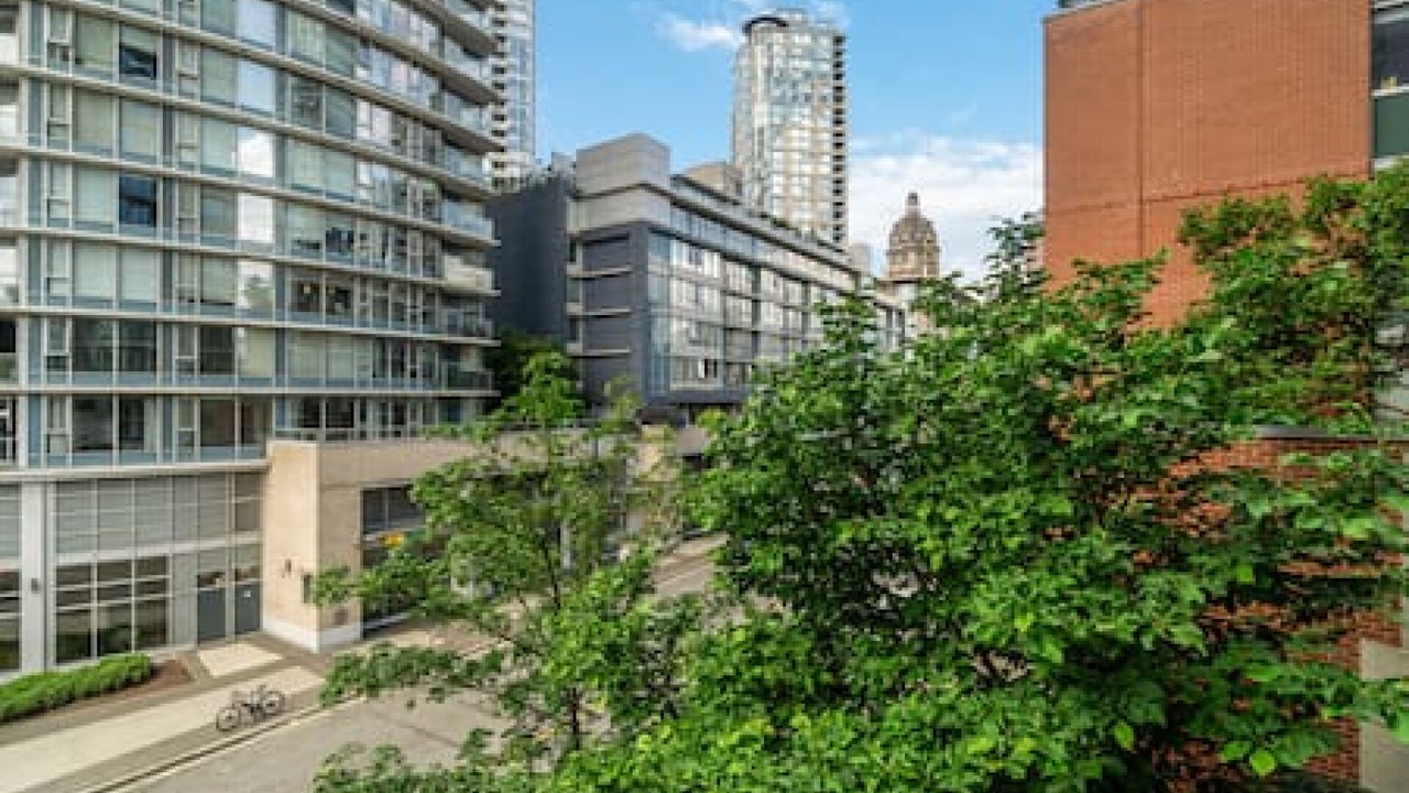 Photo of Outdoor in Crosstown