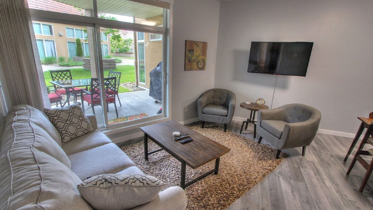 Photo of Livingroom in North End