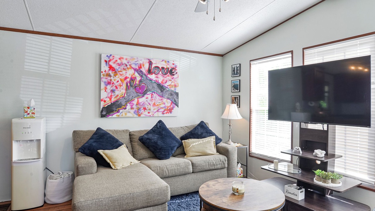 Photo of Livingroom in Washago