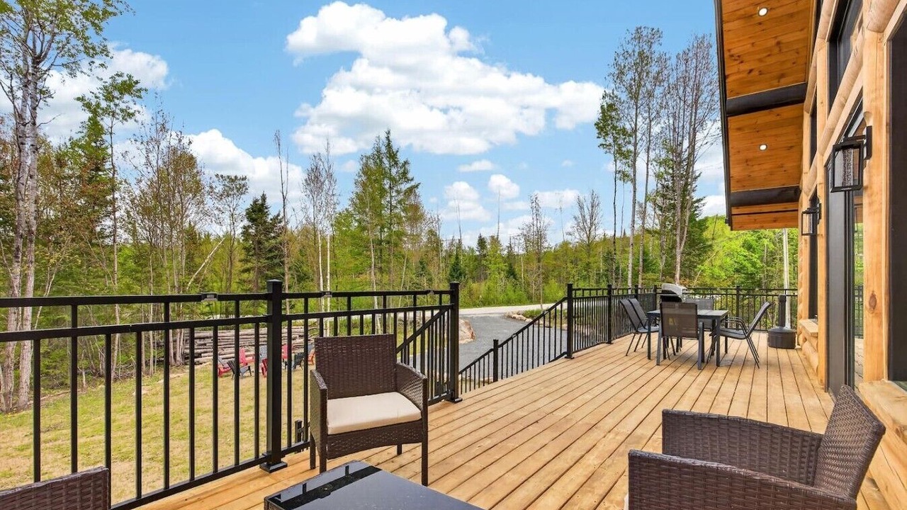Photo of Outdoor in Amherst