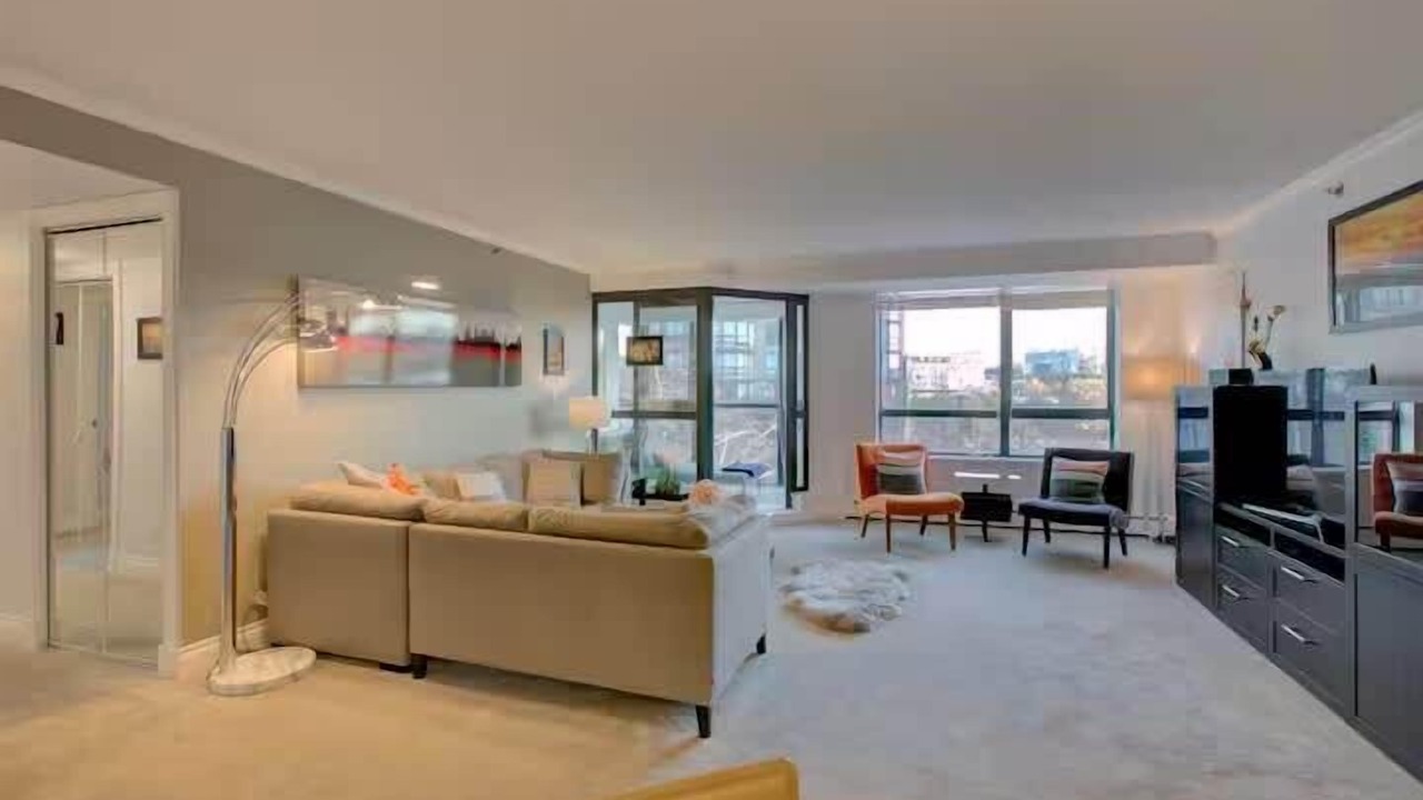 Photo of Livingroom in Yaletown