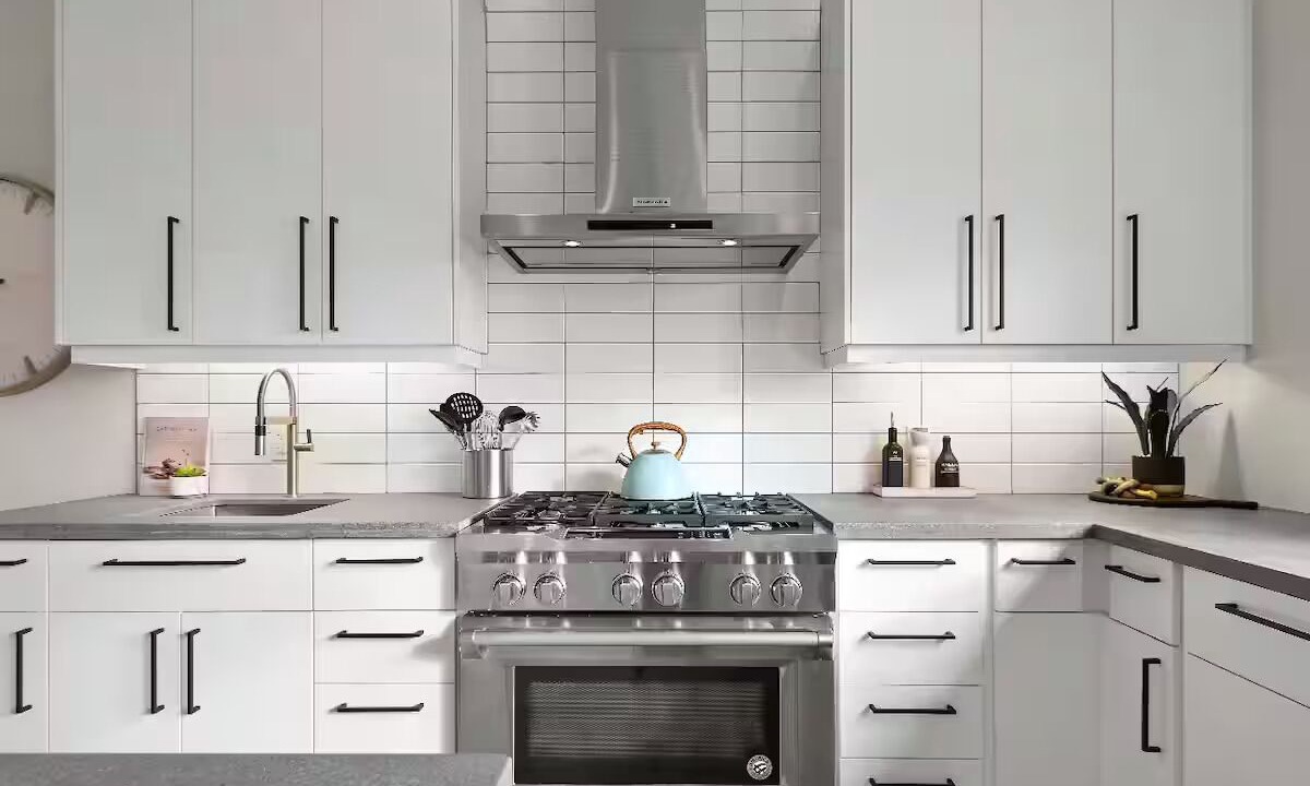 Photo of Kitchen in Mono