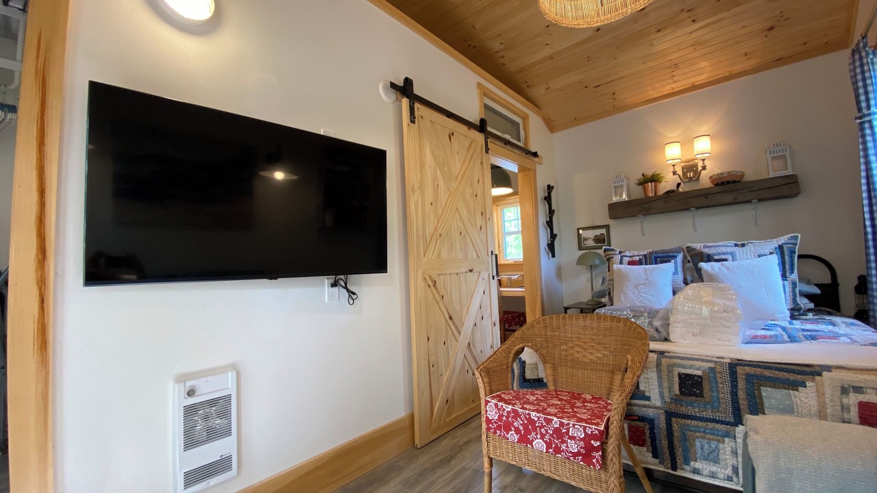 Photo of Bedroom in Shelburne