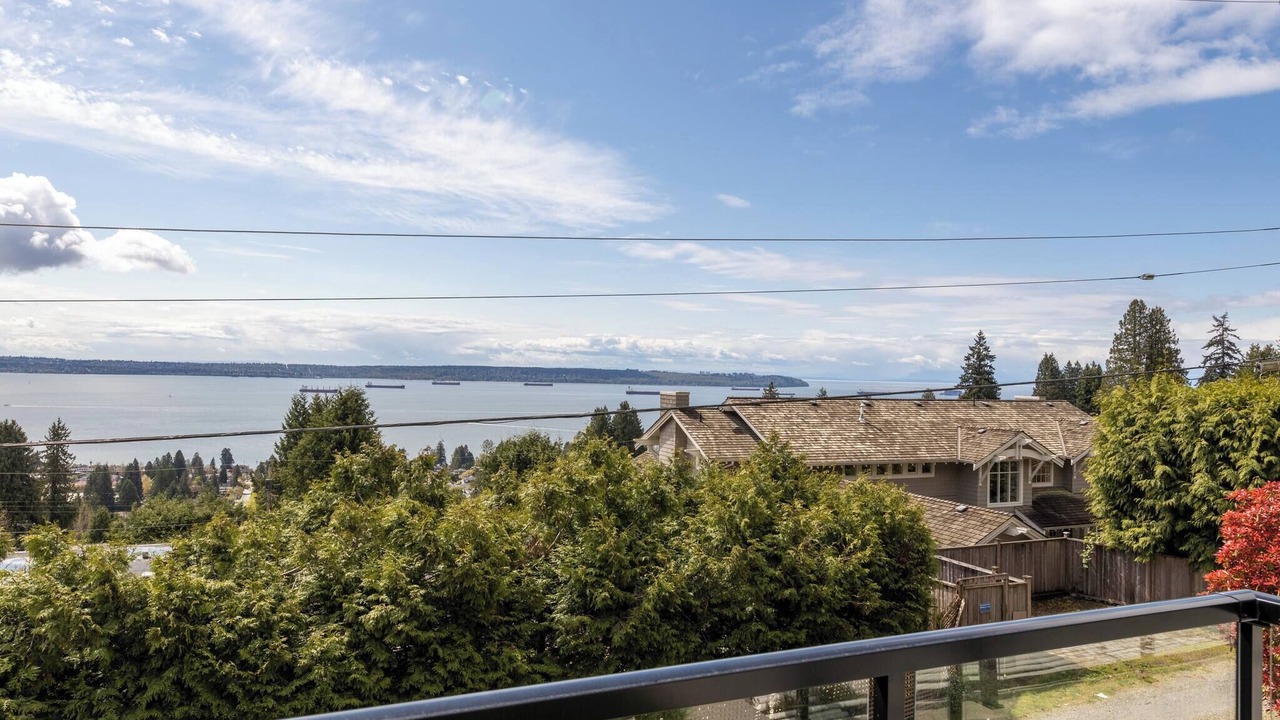 Photo of Outdoor in West Vancouver