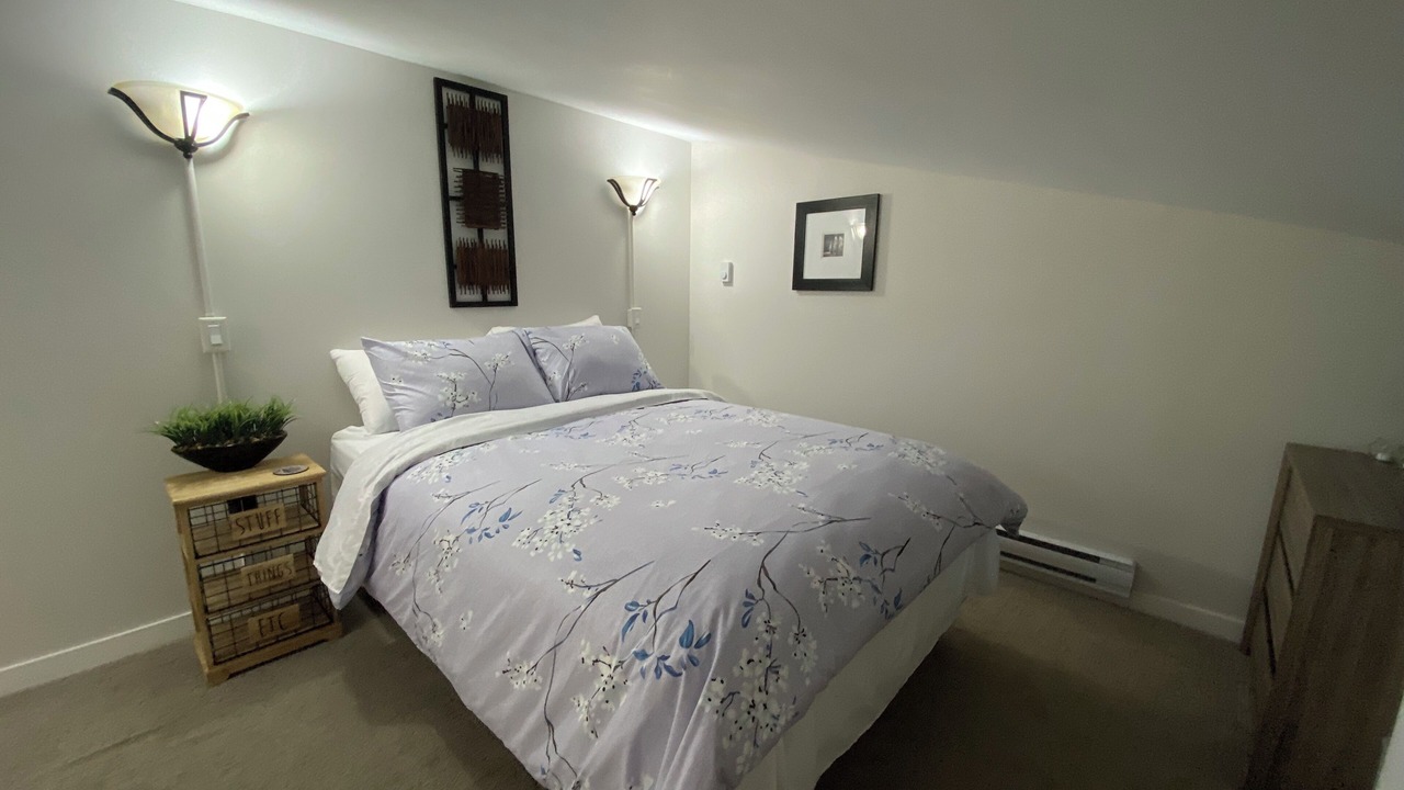 Photo of Bedroom in Lake Cowichan