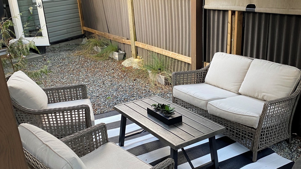 Photo of Patio Balcony in Lake Cowichan