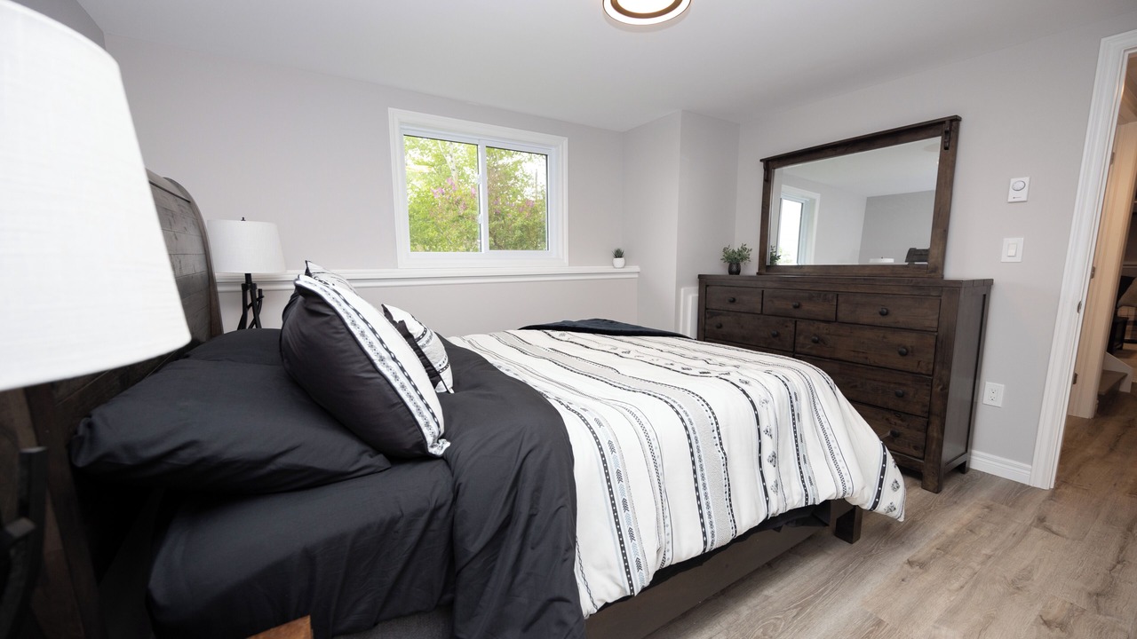 Photo of Bedroom in Membertou