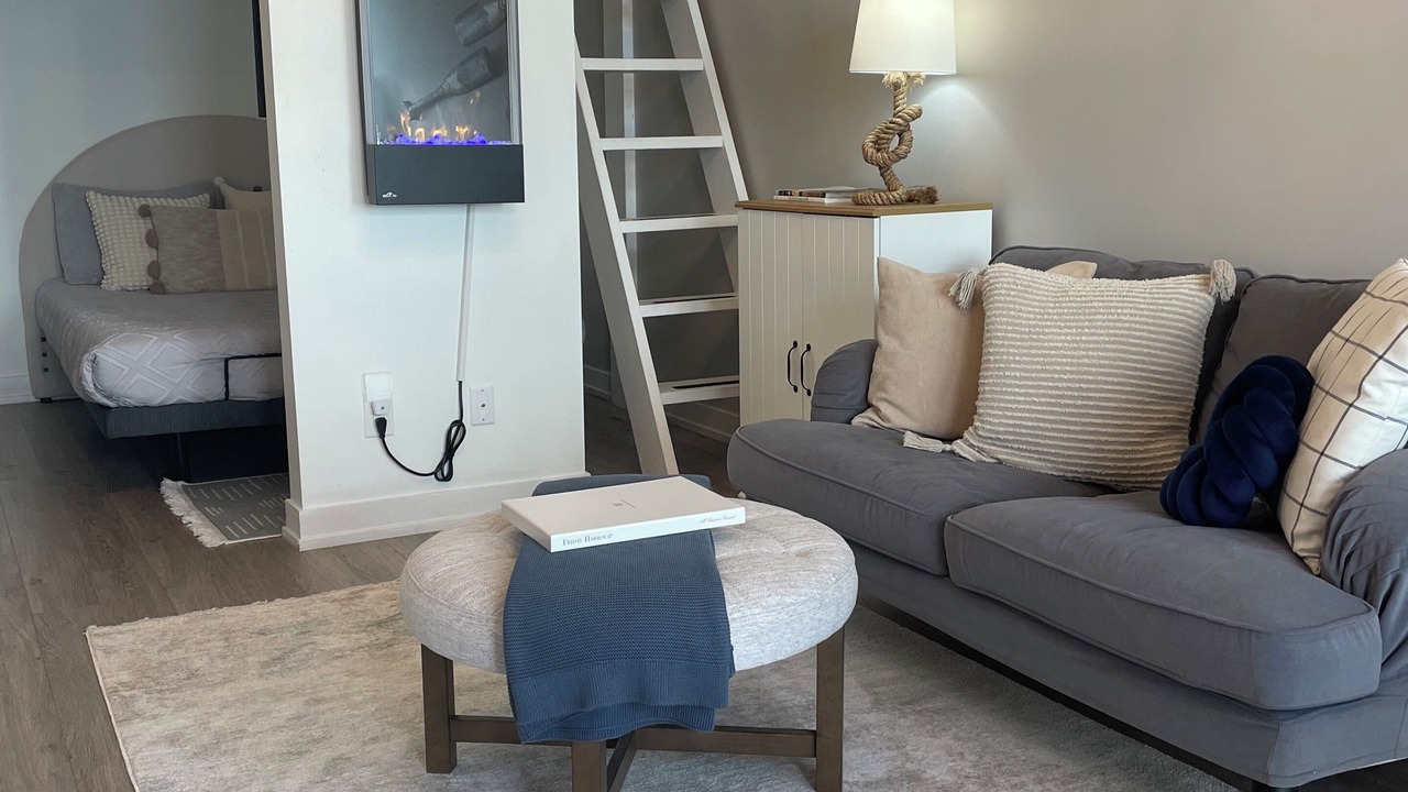 Photo of Livingroom in Innisfil