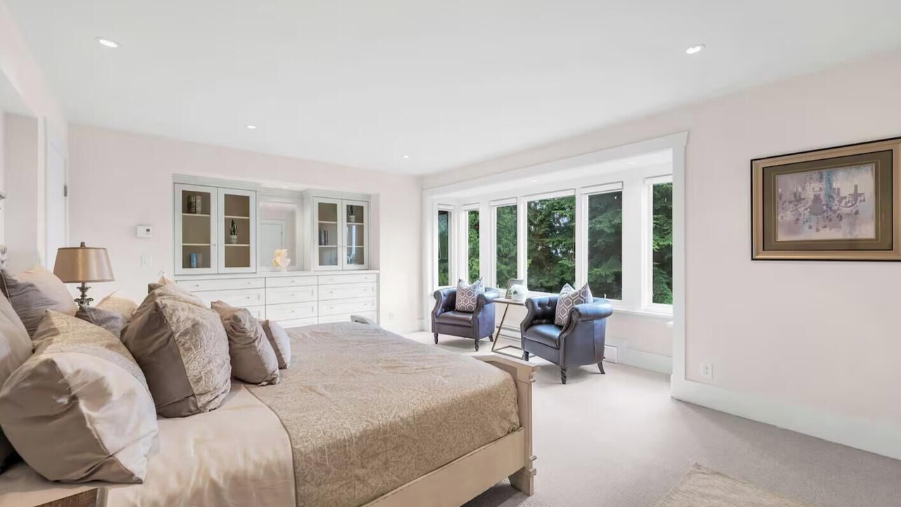 Photo of Bedroom in Hollyburn