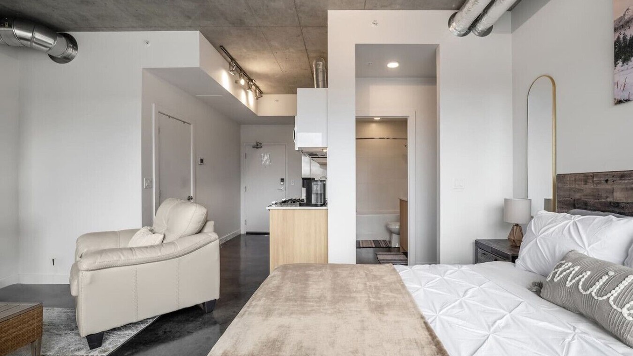 Photo of Bedroom in Connaught