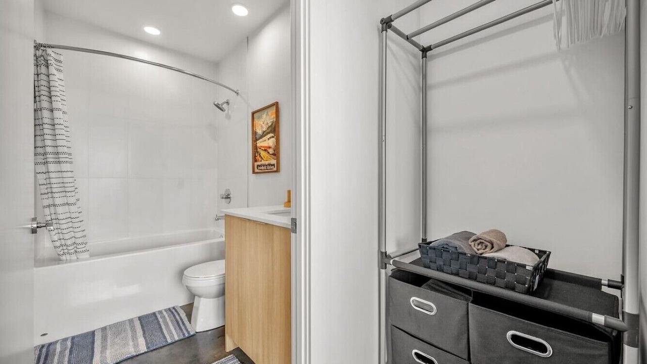 Photo of Bathroom in Connaught