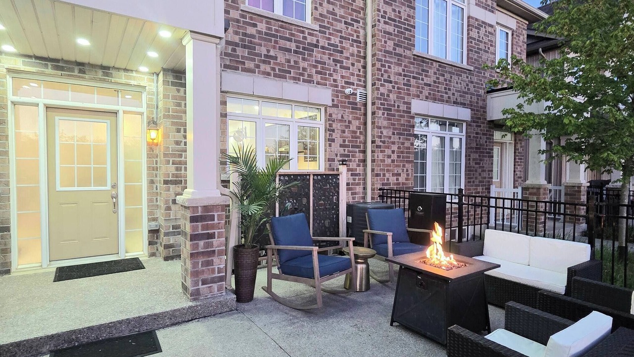 Photo of Patio Balcony in Orangeville