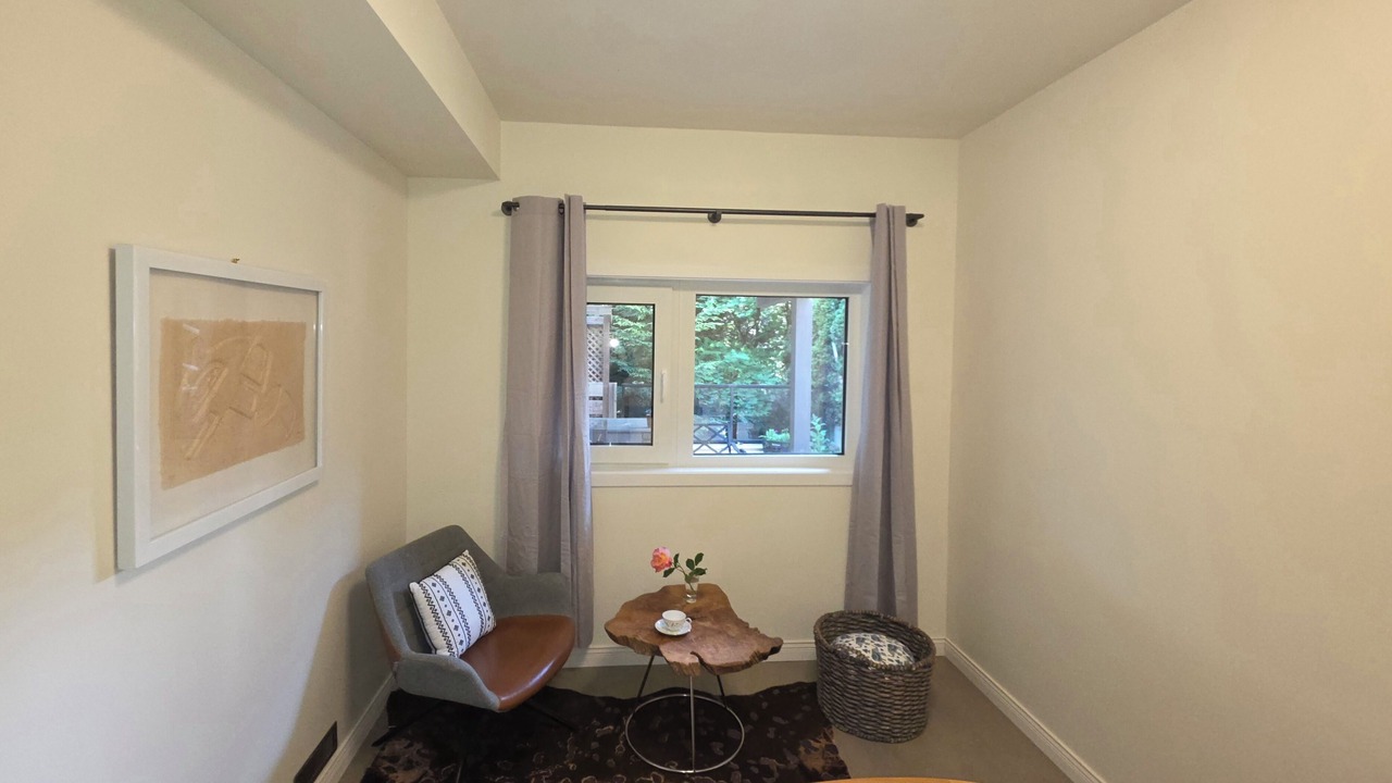 Photo of Bedroom in Upper Lonsdale
