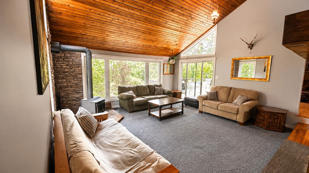 Photo of Livingroom in Victoria Road