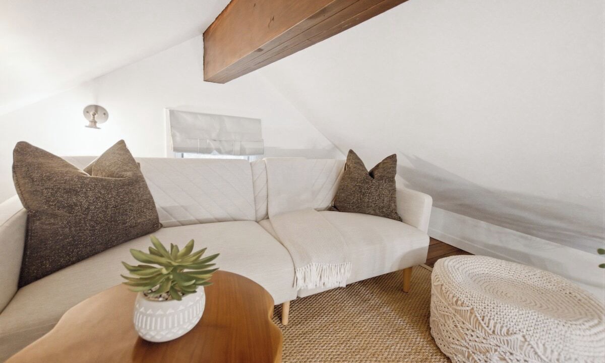 Photo of Livingroom in Innisfil