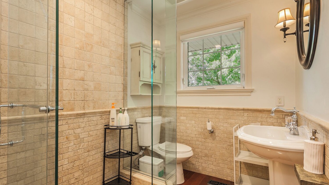 Photo of Bathroom in Markham