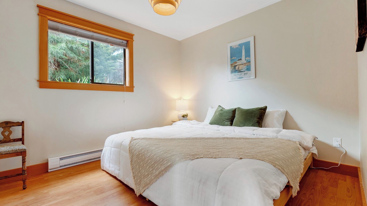Photo of Bedroom in Salt Spring Island