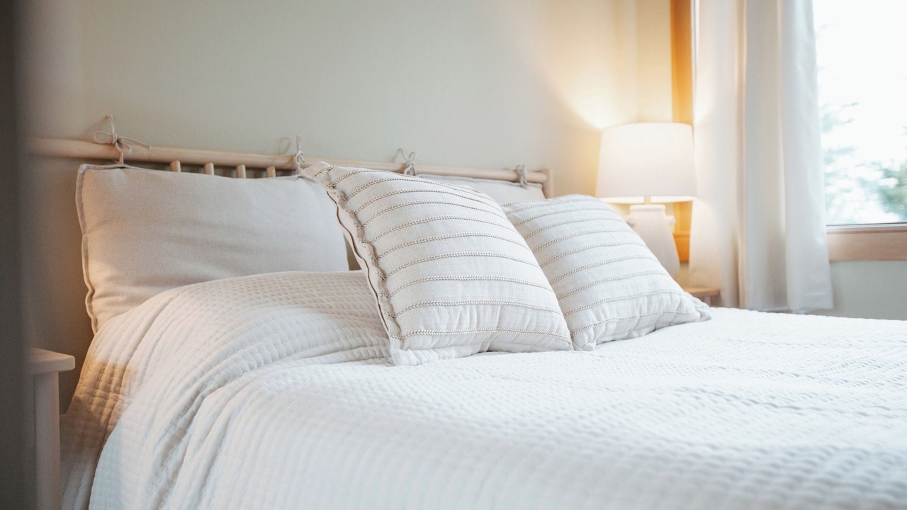 Photo of Bedroom in Salt Spring Island