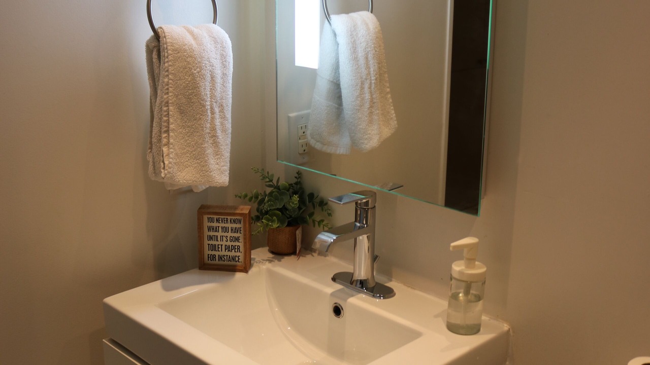 Photo of Bathroom in Wellington Place