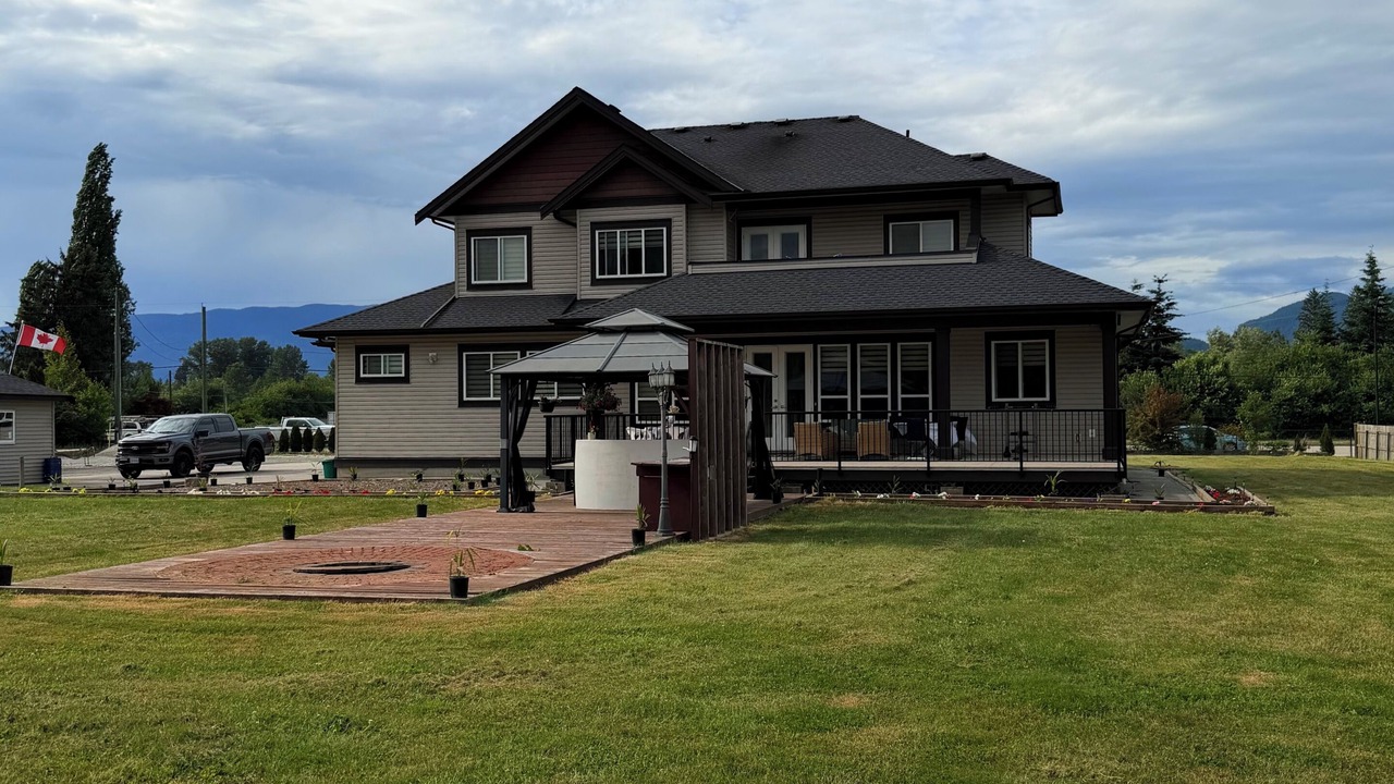 Photo of Outdoor in Maple Ridge