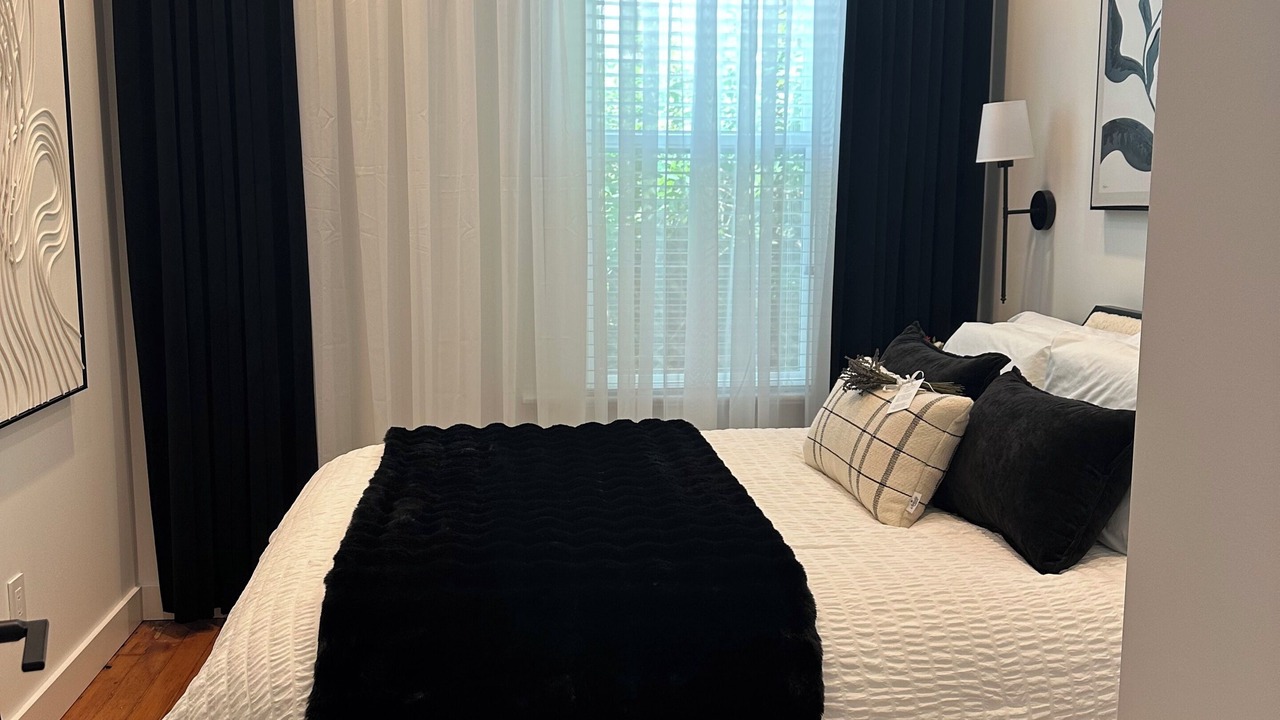Photo of Bedroom in Delta
