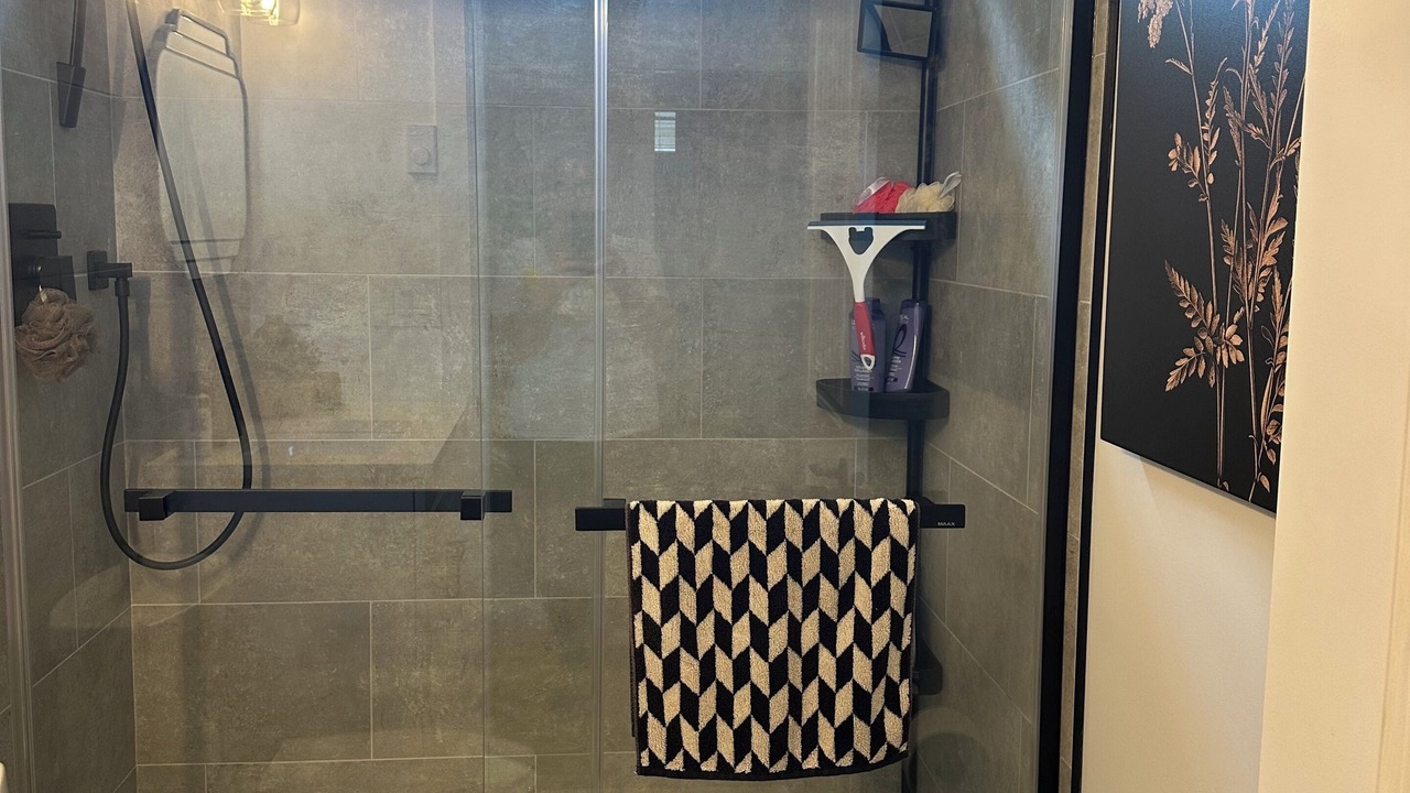 Photo of Bathroom in Delta