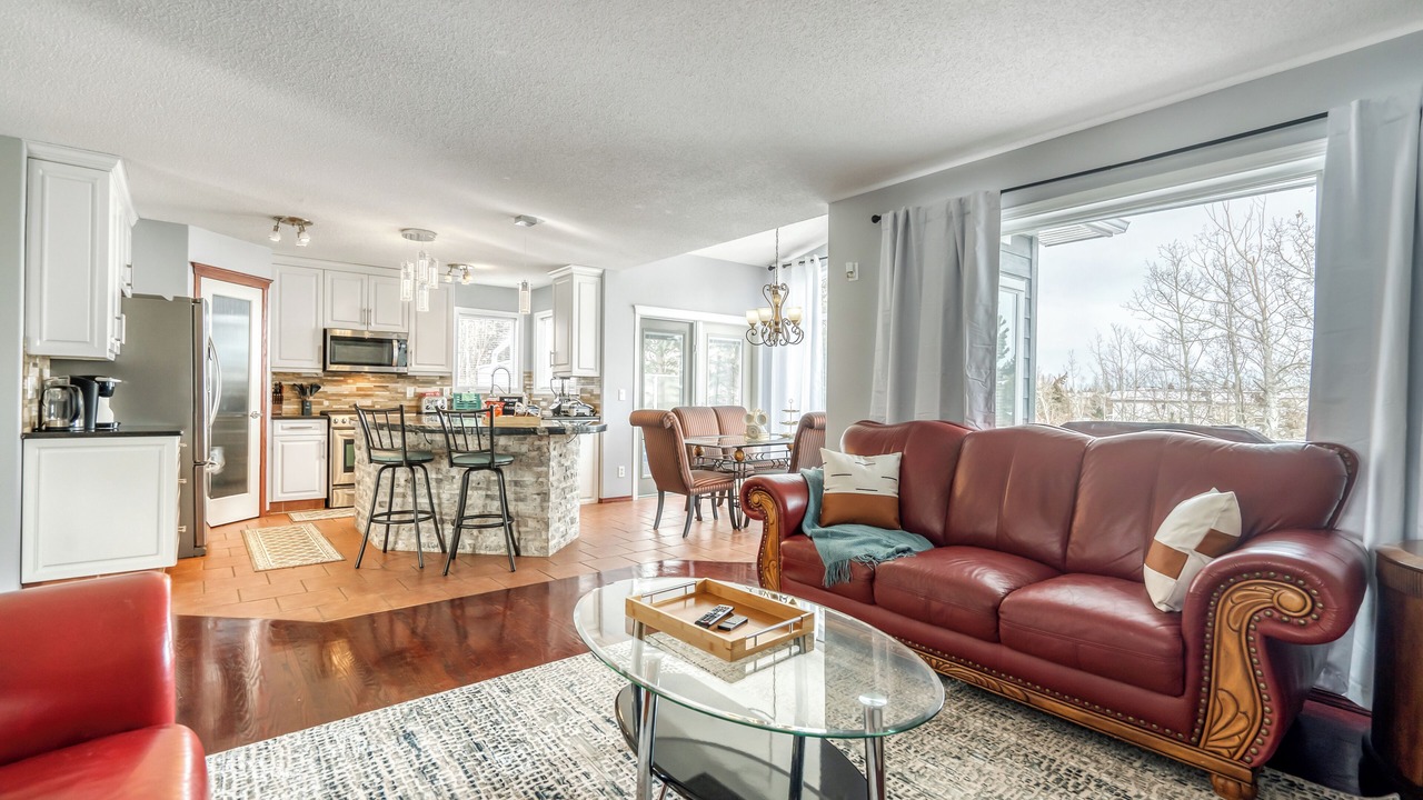 Photo of Livingroom in Bridlewood