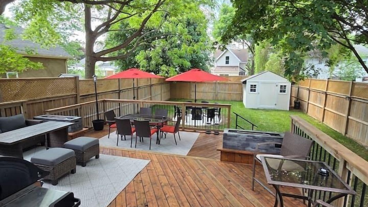 Photo of Outdoor in Stratford