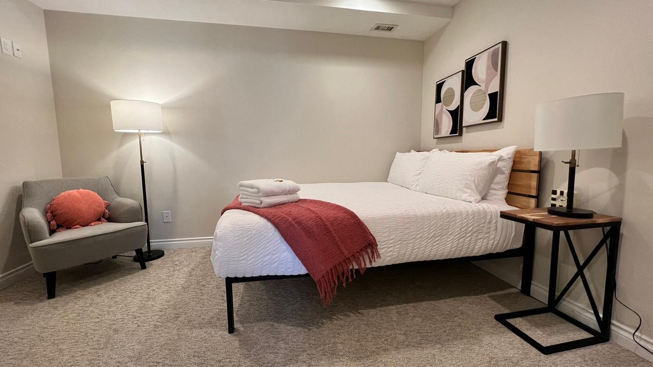 Photo of Bedroom in North End