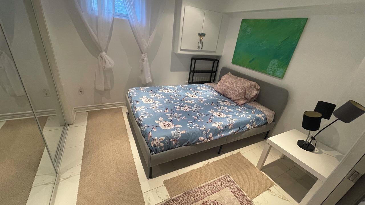 Photo of Bedroom in Willowdale