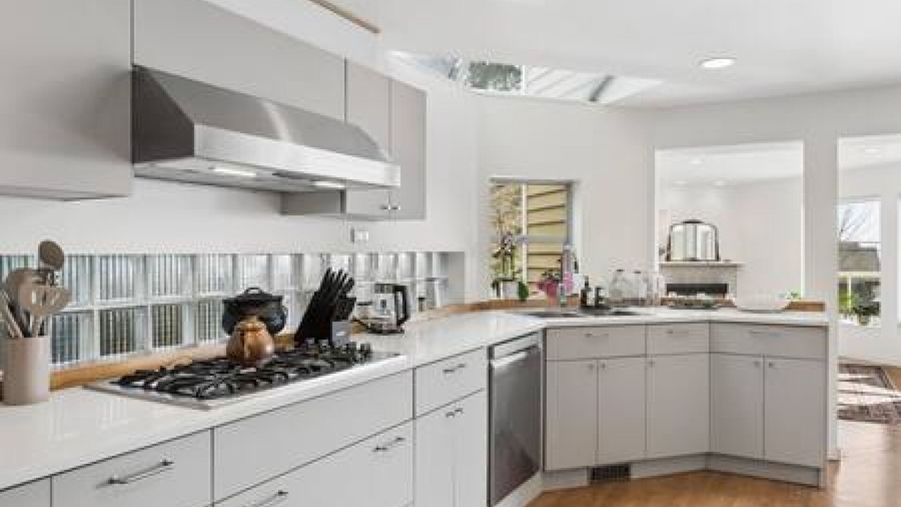Photo of Kitchen in Upper Lonsdale