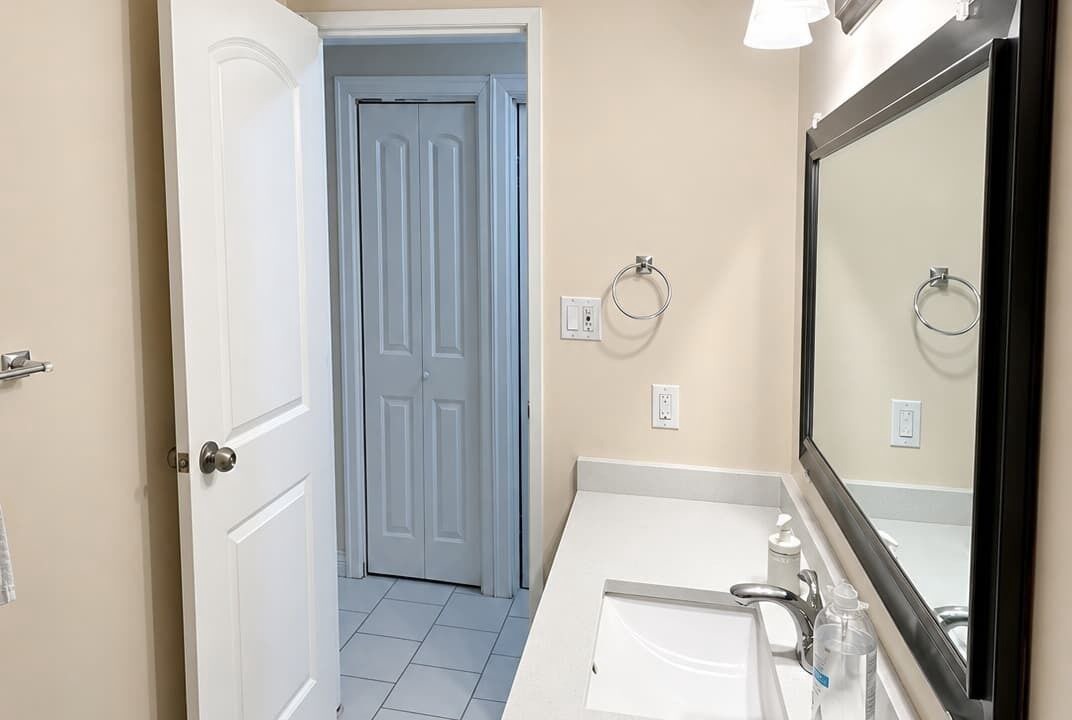 Photo of Bathroom in Sunset