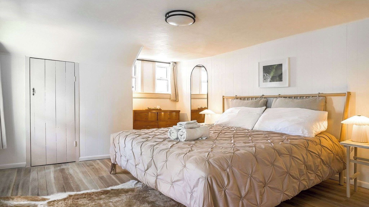 Photo of Bedroom in Greater Napanee