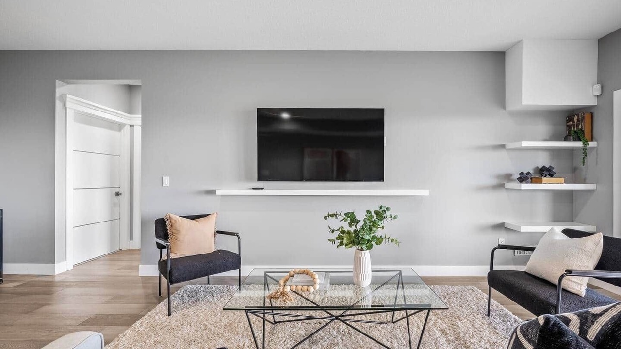 Photo of Livingroom in Southwest Calgary