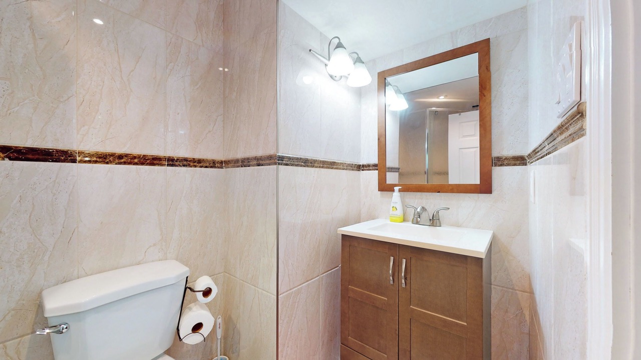 Photo of Bathroom in Erin Mills