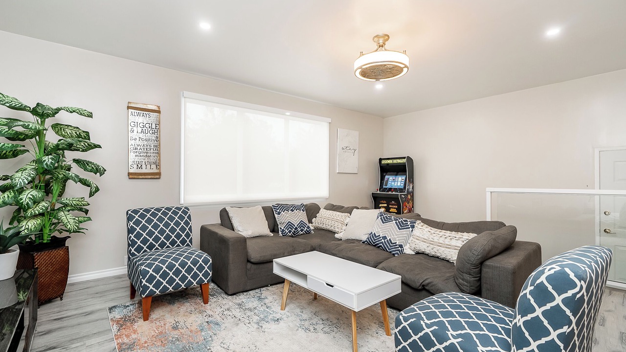 Photo of Livingroom in Chilliwack Proper Village West