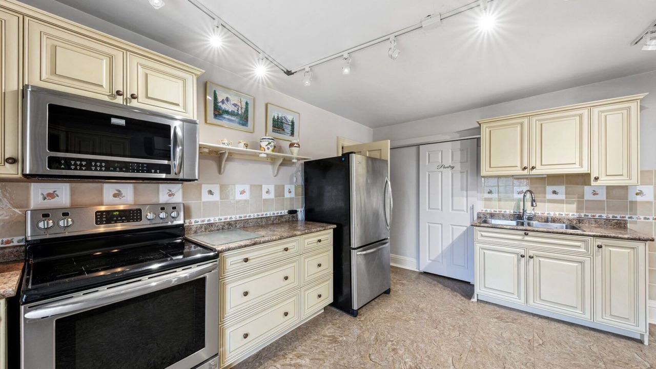 Photo of Kitchen in Midland