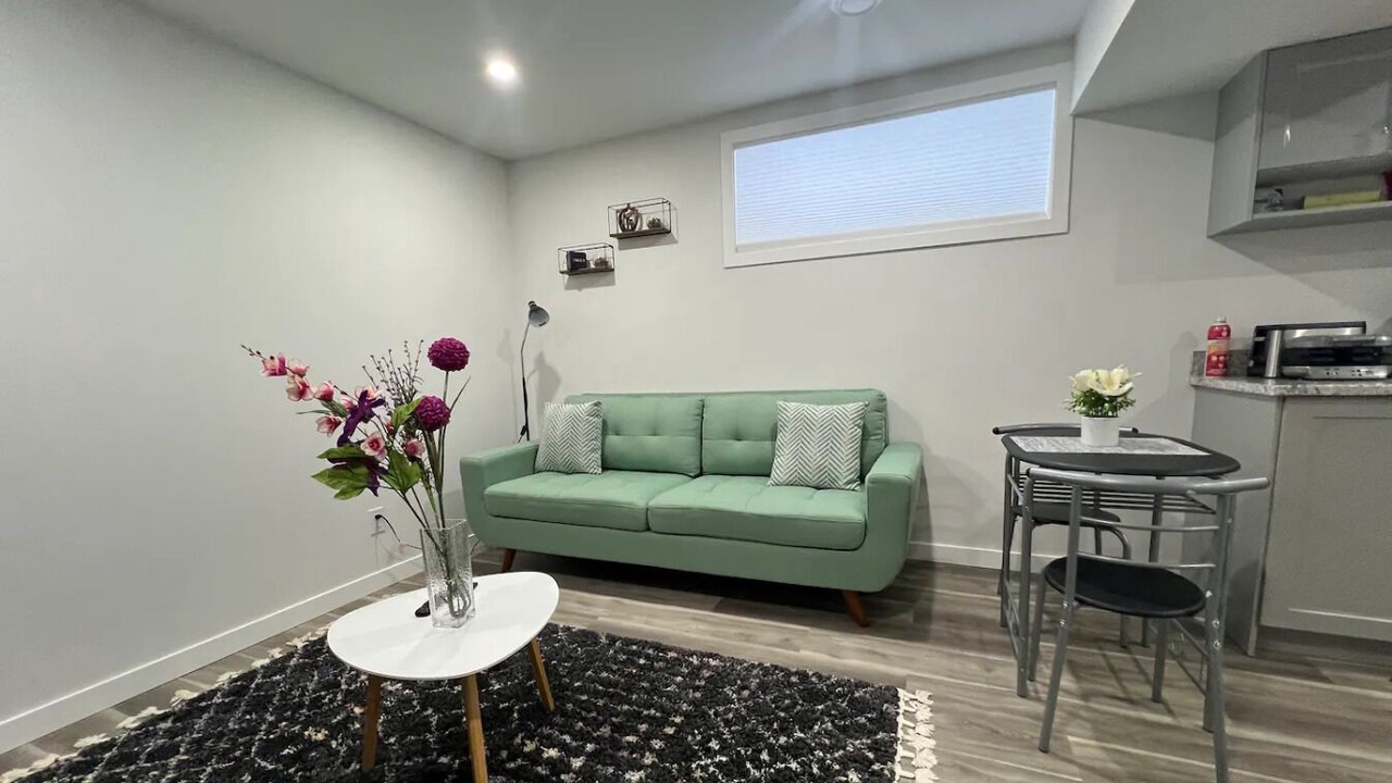 Photo of Livingroom in Regina