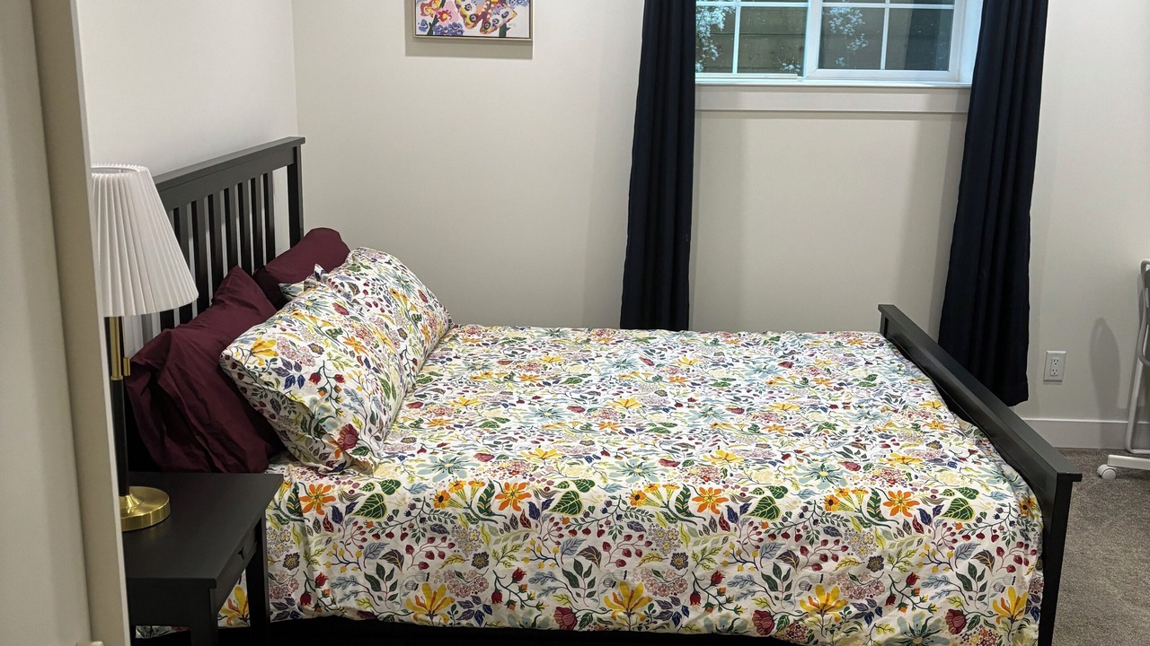 Photo of Bedroom in Canyon Heights