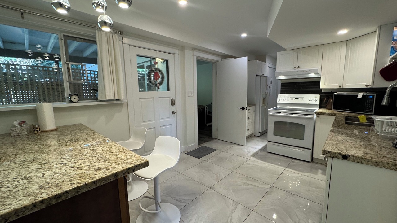 Photo of Kitchen in Canyon Heights
